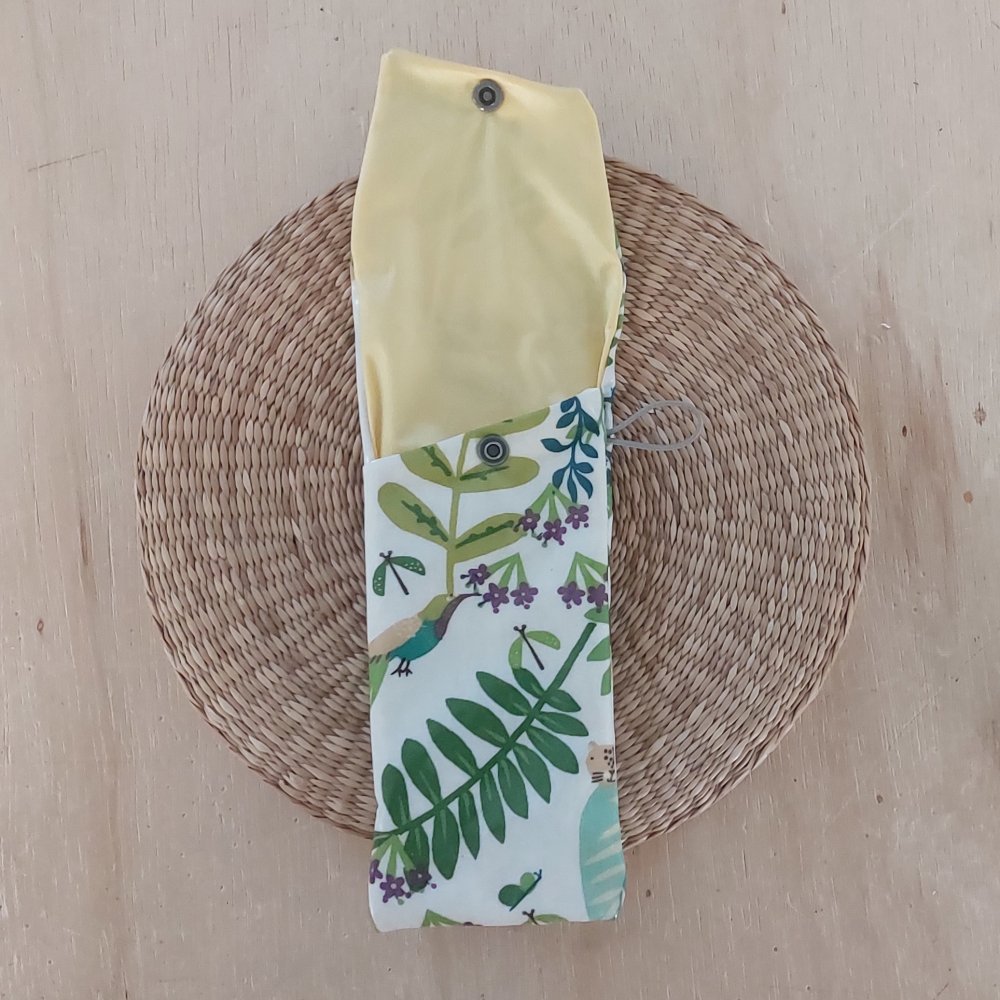 Etui imperméable brosse à dent/dentifrice avec sa pochette savons motif jungle--2226739739068