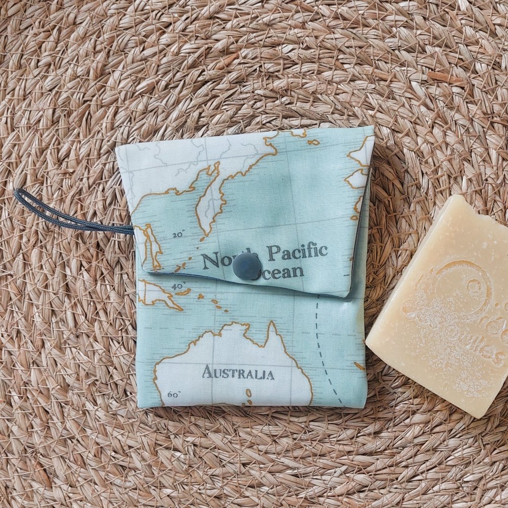 Petite pochette savon solide homme motif carte du monde--2227402964671