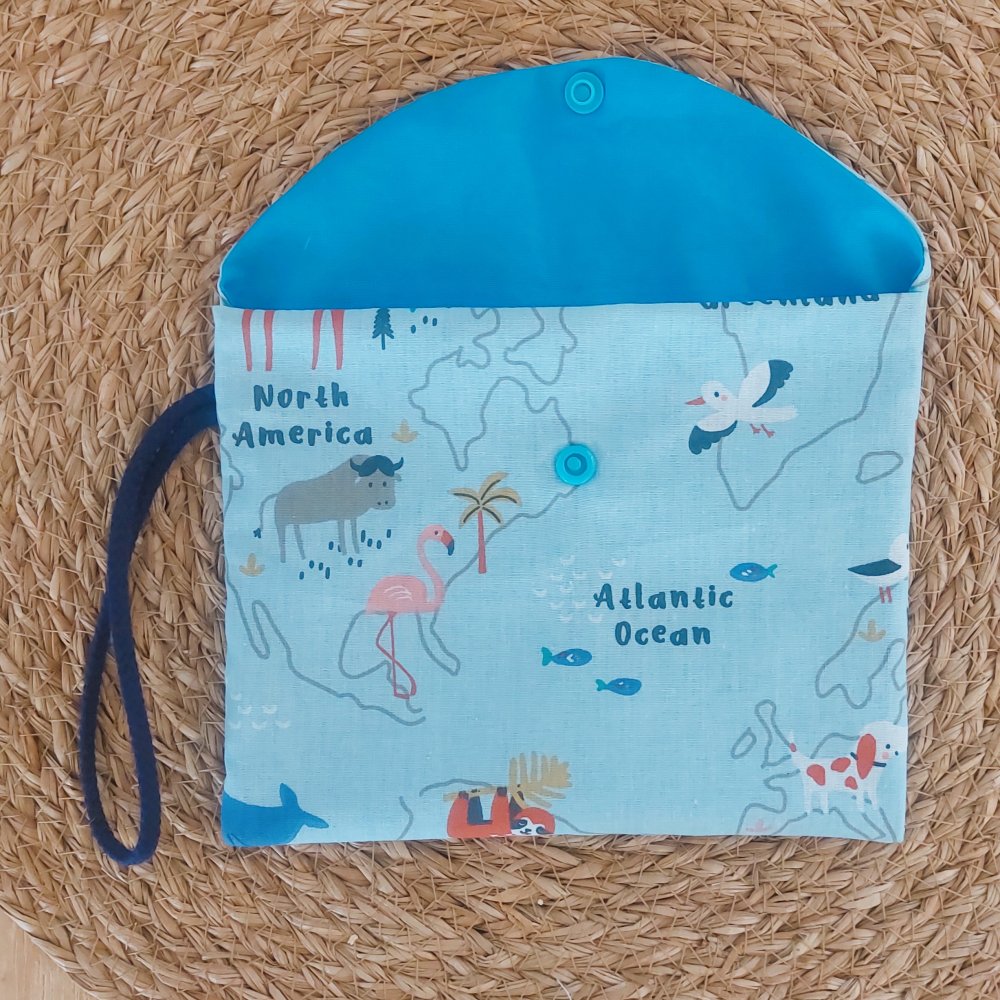 Bavoir bébé élastique + pochette + maxi lingette animaux du monde--2227431495146