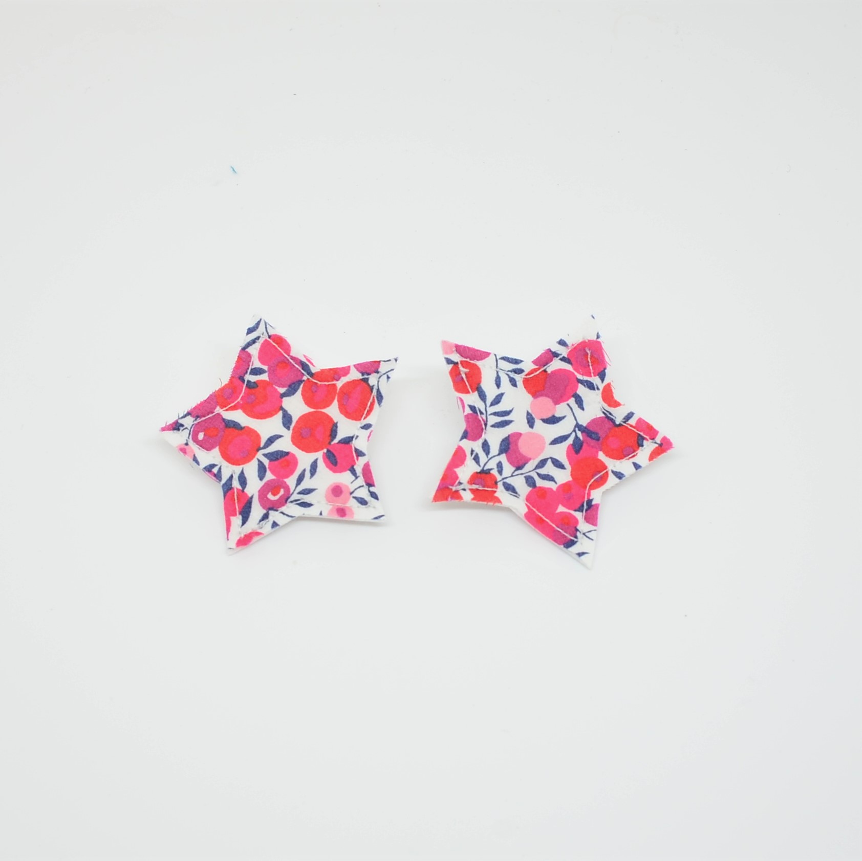 Barrette Etoile petite taille Liberty whiltshire rouge. Lot de 2--9995296005758