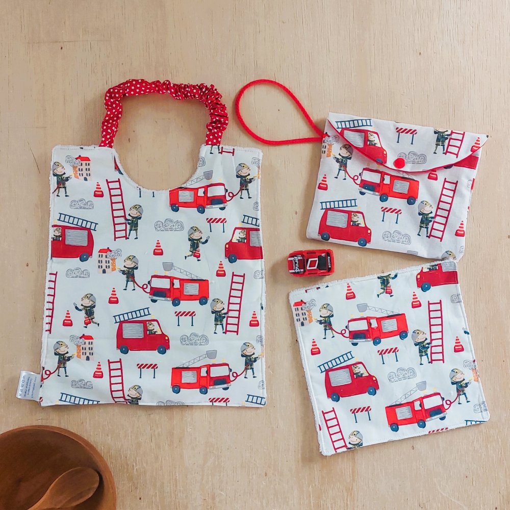 Bavoir bébé élastique + pochette + maxi lingette pompier--2227431493746