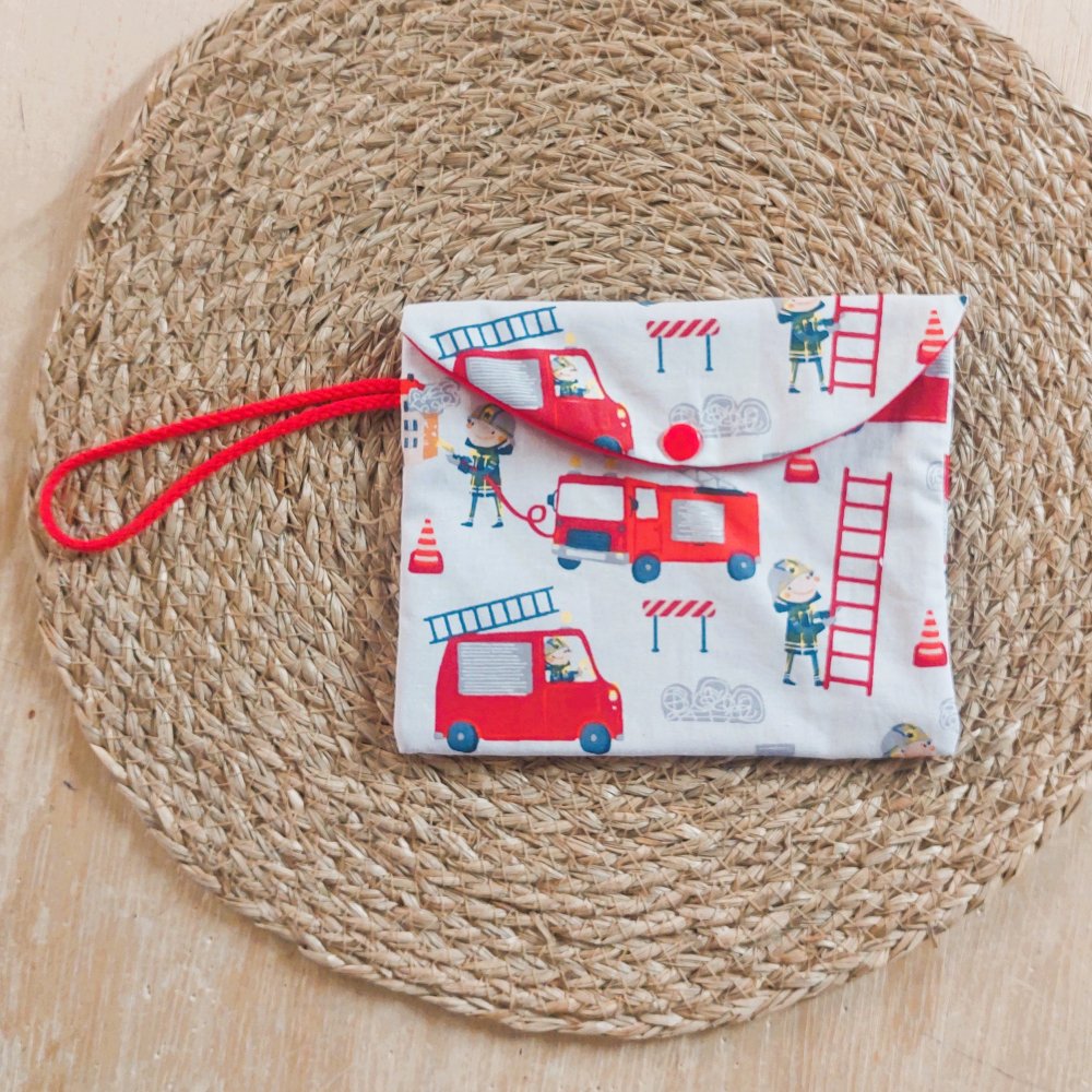 Bavoir bébé élastique + pochette + maxi lingette pompier--2227431493746