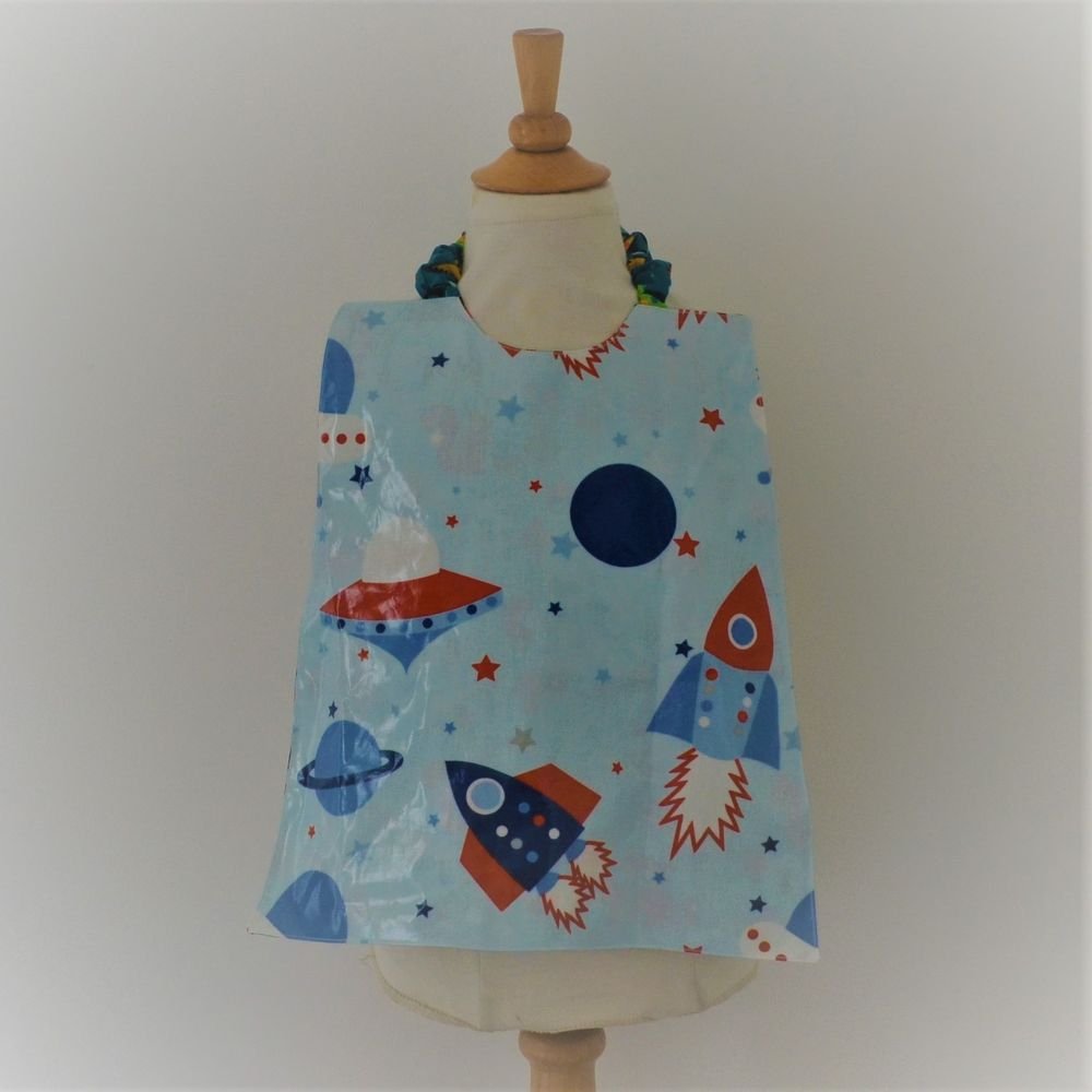 Serviette élastiquée imperméable animaux de la foret/fusée--9995341652227