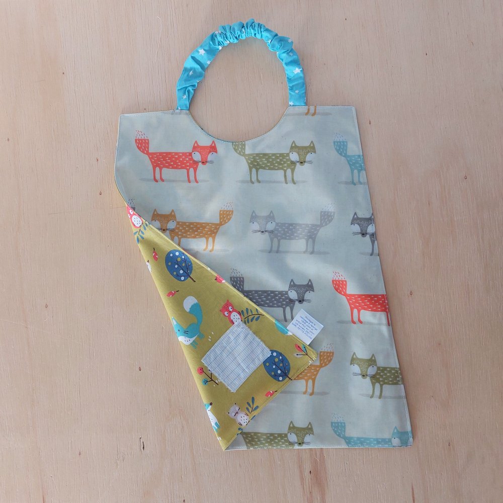 Serviette élastiquée imperméable renard/animaux de la forêt--2226370976365