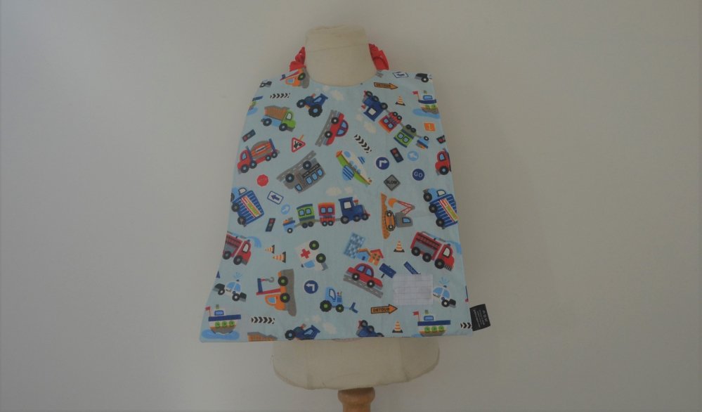 Serviette élastiquée imperméable renard/ véhicules--9995471270704