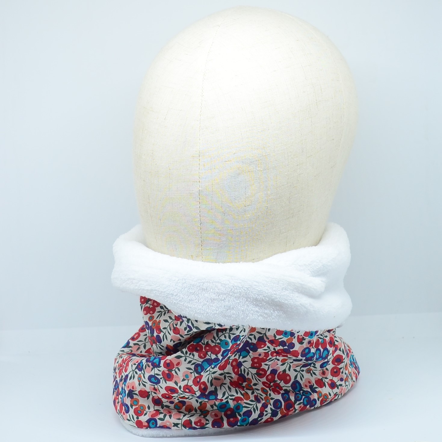 Snood tour de cou Liberty of London Wiltshire rouge et bleu doudou blanc--9995669219171