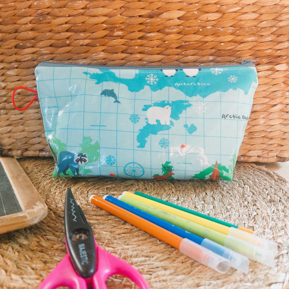 Trousse école ou de toilette, grande taille, bleu motif animaux du monde--2227206052383