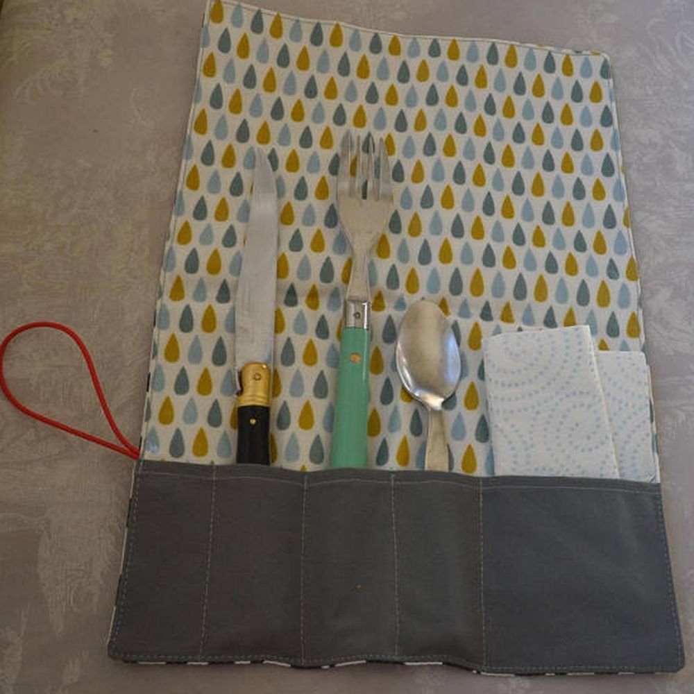 Trousse/étui imperméable  pour les couverts--9995231134369