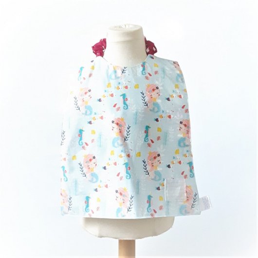 Serviette élastiquée imperméable lama/sirènes