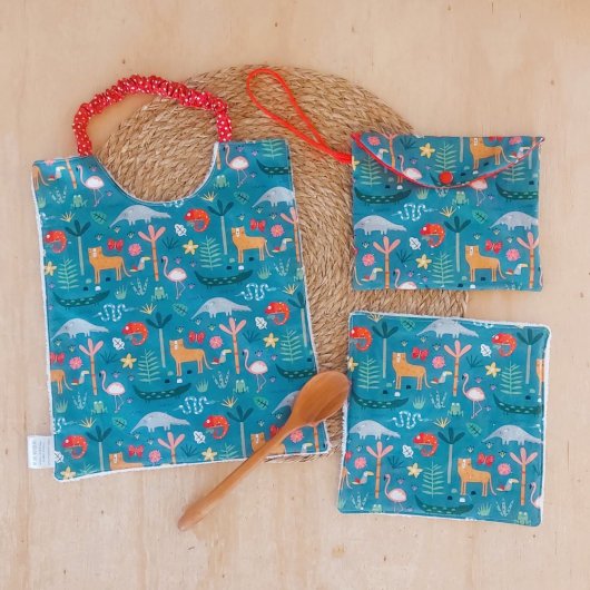 Bavoir bébé élastique + pochette + maxi lingette animaux de la savane