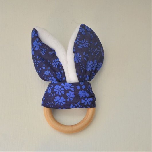 Anneau de dentition Liberty capel bleu nuit et doudou blanc tout doux