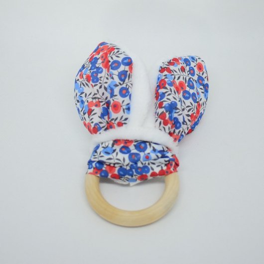 Anneau de dentition Liberty wiltshire marianne et doudou blanc tout doux