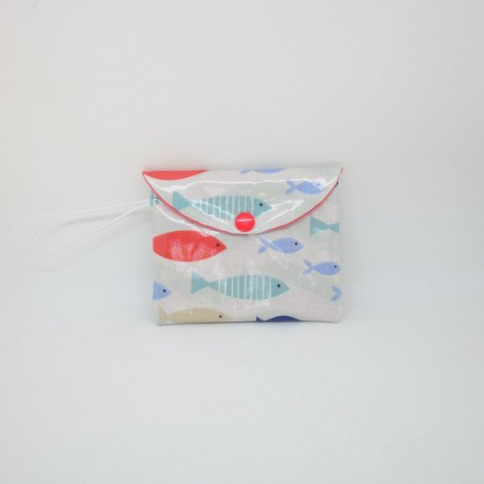 Etui imperméable  savon motif poissons