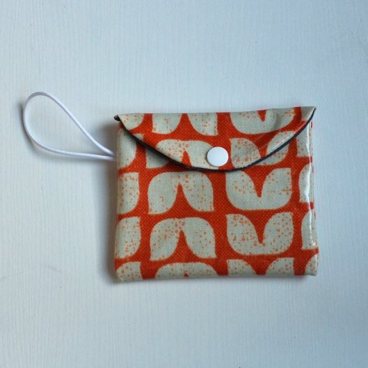 Etui imperméable savon vintage orange