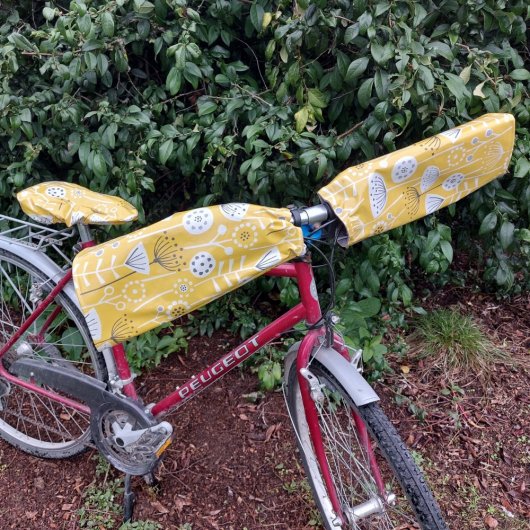 Protege mains guidon vélo + housse assortie impermeable enduit fleurs moutarde