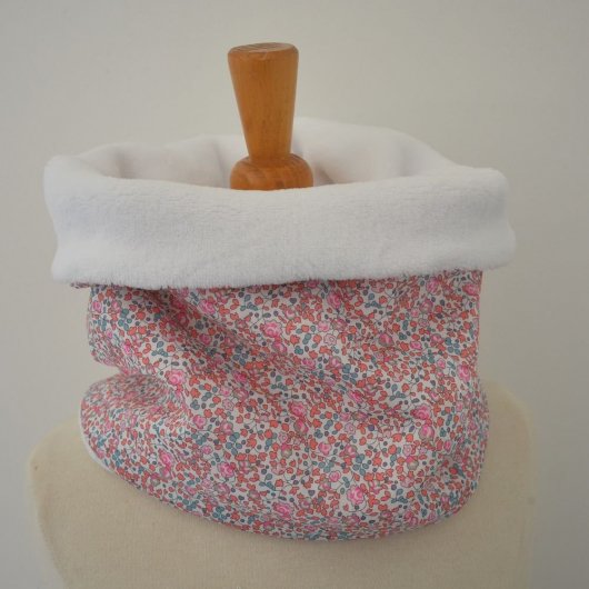 Snood tour de cou Liberty of London Eloise corail et doudou blanc