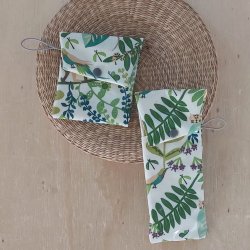 Etui imperméable brosse à dent/dentifrice avec sa pochette savons motif jungle