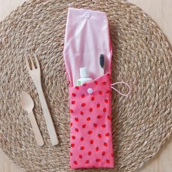 Etui imperméable brosse à dent/dentifrice motif Fraises