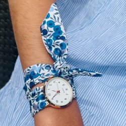 Montre bracelet à nouer bracelet Liberty wiltshire bleu petit cadran